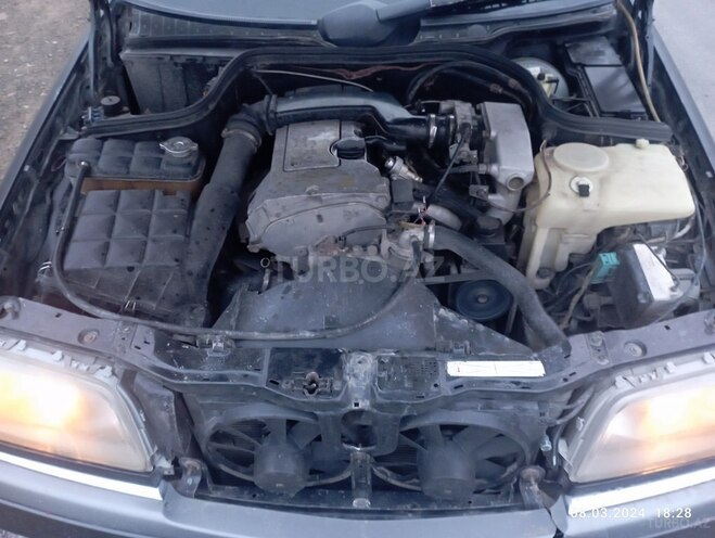 Mercedes C 200 1995, 333,333 km - 2.0 l - Bakı