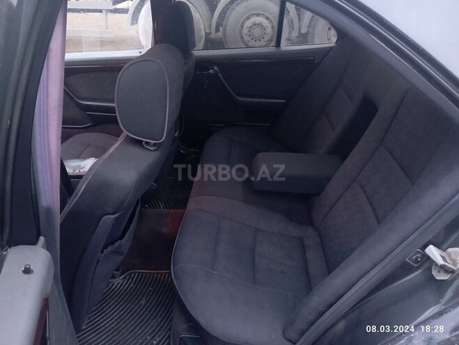 Mercedes C 200 1995, 333,333 km - 2.0 l - Bakı