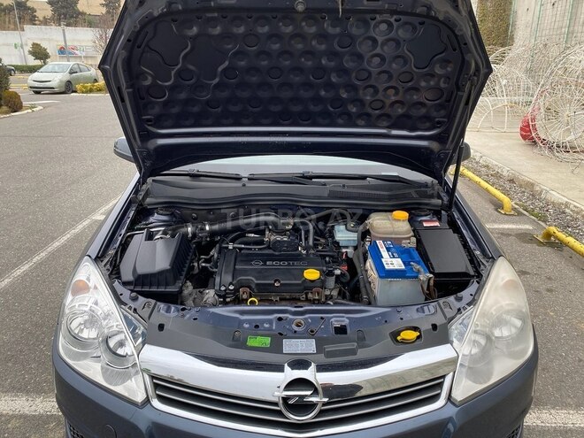Opel Astra 2008, 198,000 km - 1.4 л - Bakı