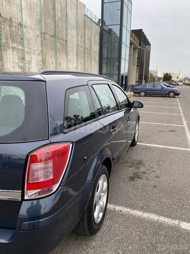 Opel Astra 2008, 198,000 km - 1.4 л - Bakı