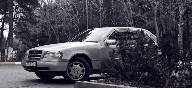 Mercedes C 220 1994, 310,000 km - 2.2 л - Bakı