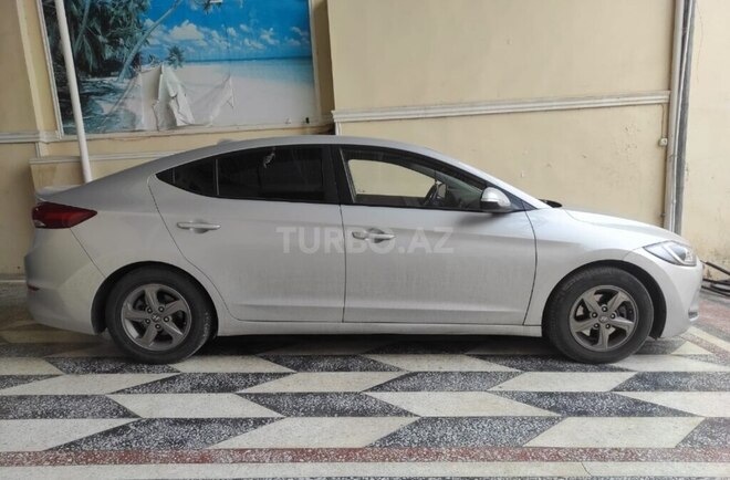 Hyundai Elantra 2016, 79,000 km - 1.6 л - Bakı