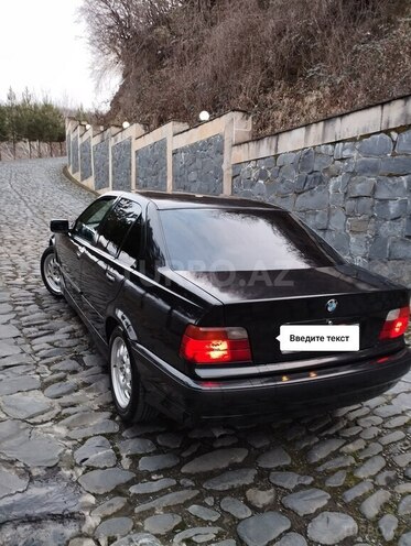 BMW 320 1993, 300,000 km - 2.0 l - Bakı
