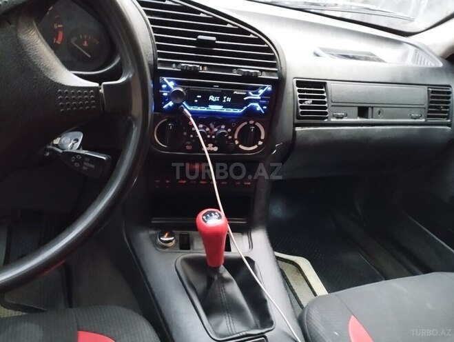 BMW 320 1993, 300,000 km - 2.0 l - Bakı