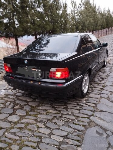 BMW 320 1993, 300,000 km - 2.0 l - Bakı