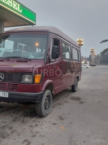 Mercedes 208 D 1993, 539,855 km - 2.3 l - Gəncə