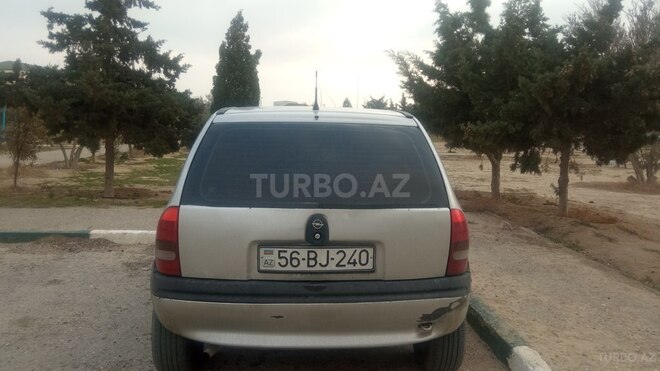 Opel Corsa 1997, 400,000 km - 1.4 l - Bakı