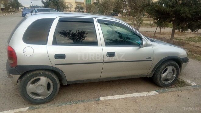 Opel Corsa 1997, 400,000 km - 1.4 l - Bakı
