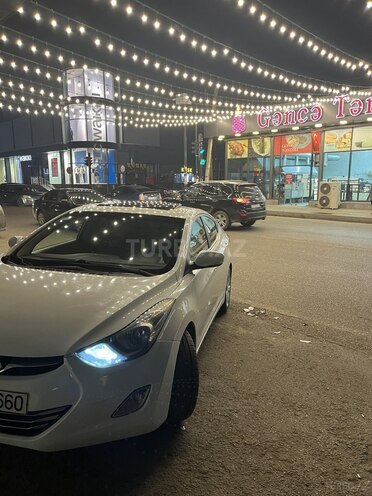 Hyundai Elantra 2013, 195,000 km - 1.8 l - Bakı