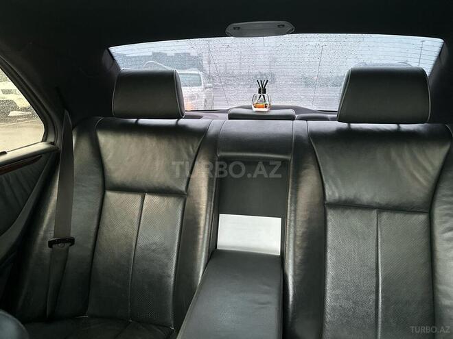 Mercedes E 280 2001, 239,000 km - 2.8 l - Bakı