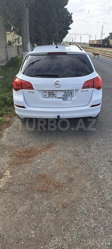 Opel Astra 2011, 206,450 km - 1.4 l - Şəmkir