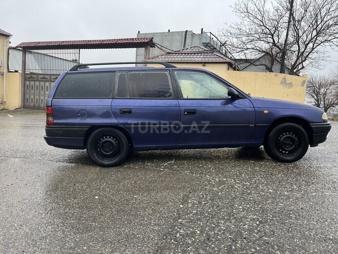 Opel Astra 1997, 250,000 km - 1.6 l - Bakı