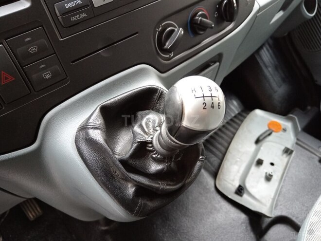 Ford Transit 2010, 186,900 km - 2.2 l - Bakı