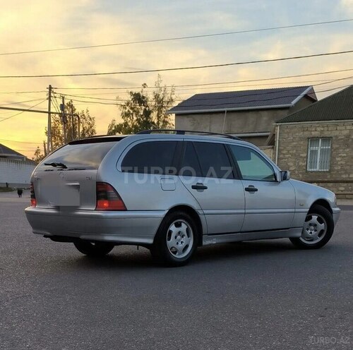 Mercedes C 220 1999, 237,000 km - 2.2 л - Şəki