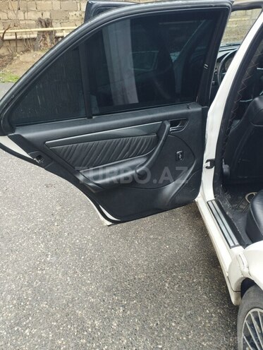 Mercedes C 230 1999, 231,489 km - 2.3 l - Bakı
