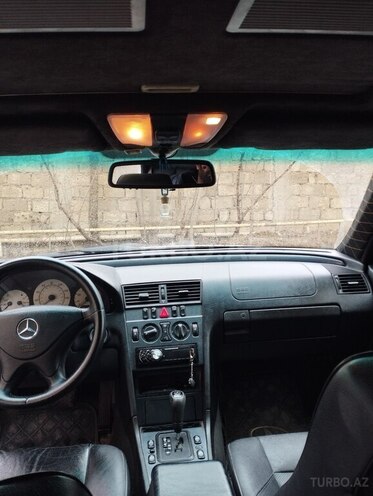Mercedes C 230 1999, 231,489 km - 2.3 l - Bakı