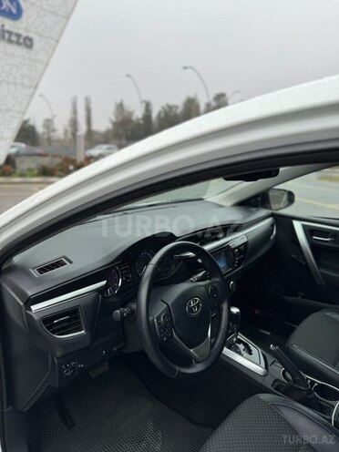 Toyota Corolla 2014, 73,350 km - 1.6 l - Bakı