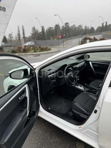 Toyota Corolla 2014, 73,350 km - 1.6 l - Bakı