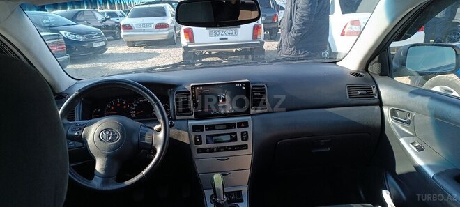 Toyota Corolla 2005, 210,000 km - 1.4 l - Gəncə
