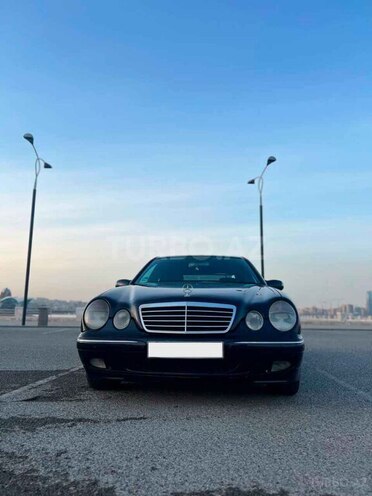 Mercedes C 320 2001, 300,000 km - 3.2 l - Bakı