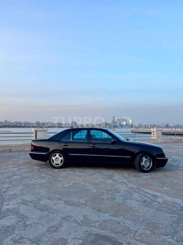 Mercedes C 320 2001, 300,000 km - 3.2 l - Bakı