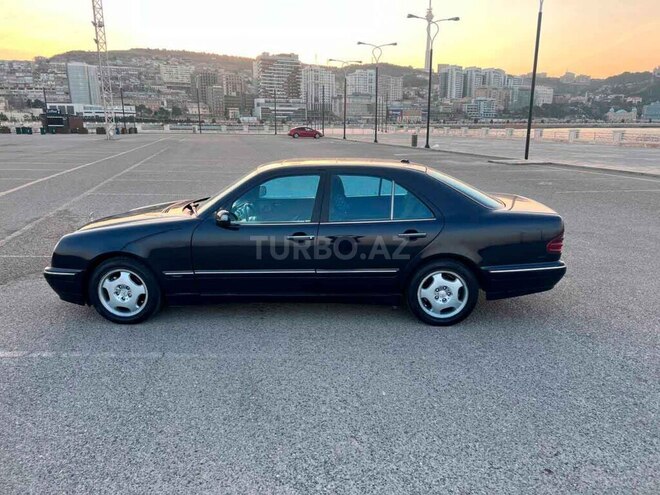 Mercedes C 320 2001, 300,000 km - 3.2 l - Bakı