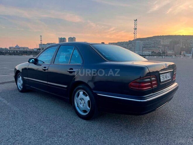 Mercedes C 320 2001, 300,000 km - 3.2 l - Bakı