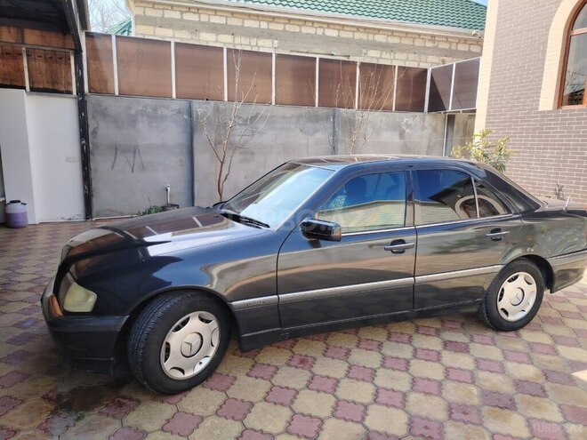 Mercedes C 220 1995, 240,000 km - 2.2 l - Bərdə