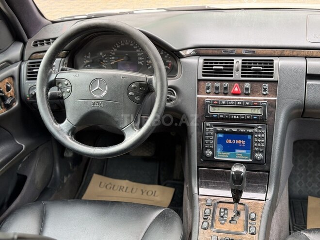 Mercedes E 240 2000, 239,000 km - 2.4 л - Bakı