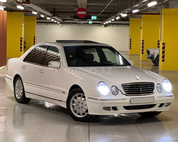 Mercedes E 240 2000, 239,000 km - 2.4 л - Bakı