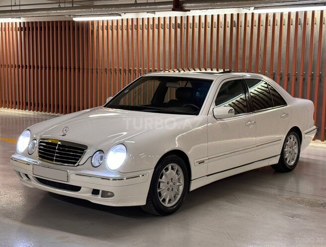 Mercedes E 240 2000, 239,000 km - 2.4 л - Bakı