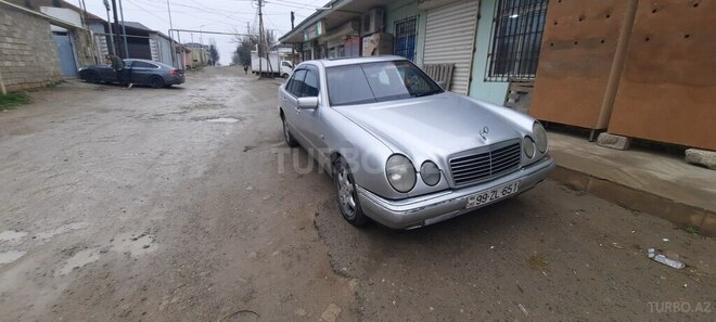 Mercedes E 230 1996, 400,000 km - 2.3 l - Bakı