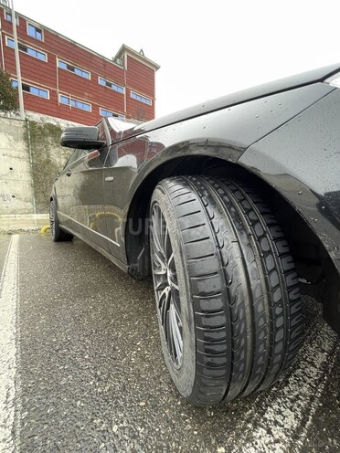 Mercedes E 220 2010, 277,613 km - 2.2 л - Bakı