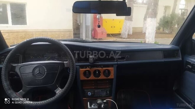 Mercedes 190 1992, 280,000 km - 2.0 l - Bakı