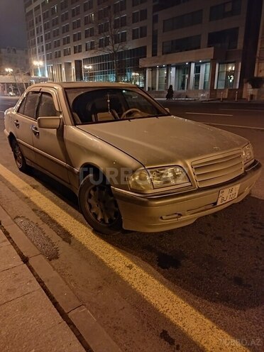Mercedes C 230 1999, 333,333 km - 2.3 l - Bakı