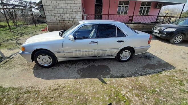 Mercedes C 180 1995, 250,000 km - 1.8 l - Beyləqan