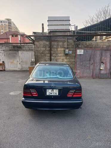 Mercedes E 270 2001, 620,000 km - 2.7 l - Bakı