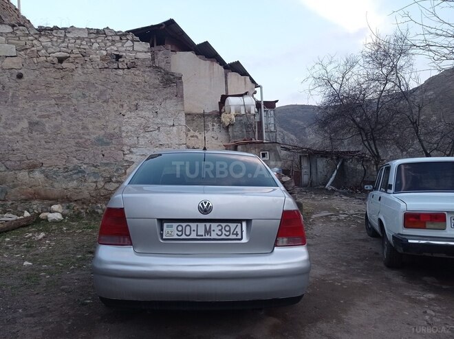 Volkswagen Bora 2002, 210,000 km - 1.6 л - Göygöl