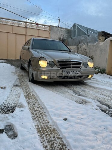 Mercedes E 240 2000, 250,252 km - 2.4 l - Gəncə
