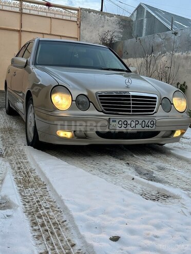 Mercedes E 240 2000, 250,252 km - 2.4 l - Gəncə