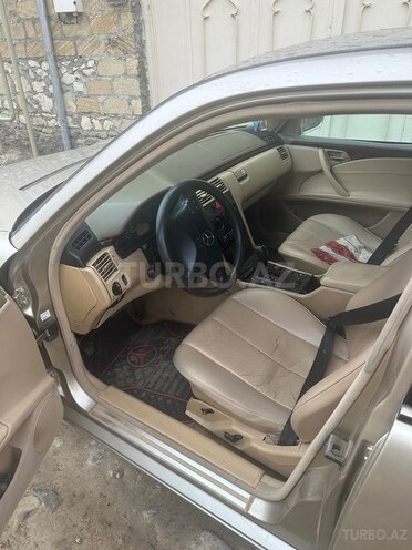 Mercedes E 240 2000, 250,252 km - 2.4 l - Gəncə