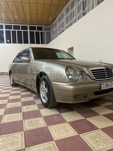 Mercedes E 240 2000, 250,252 km - 2.4 l - Gəncə