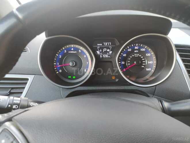 Hyundai Elantra 2015, 97,000 km - 1.8 l - Bakı