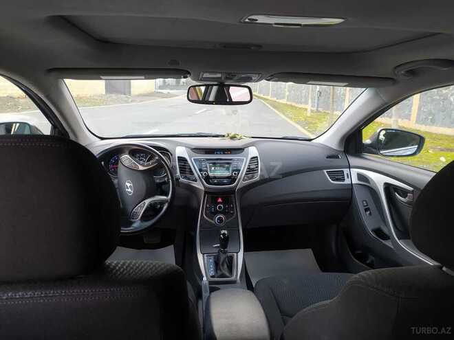 Hyundai Elantra 2015, 97,000 km - 1.8 l - Bakı