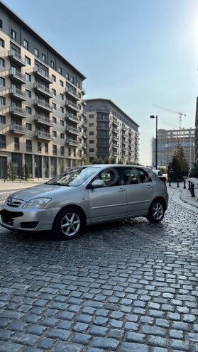Toyota Corolla 2006, 330,000 km - 1.4 л - Bakı