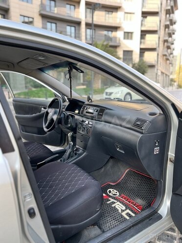 Toyota Corolla 2006, 330,000 km - 1.4 л - Bakı