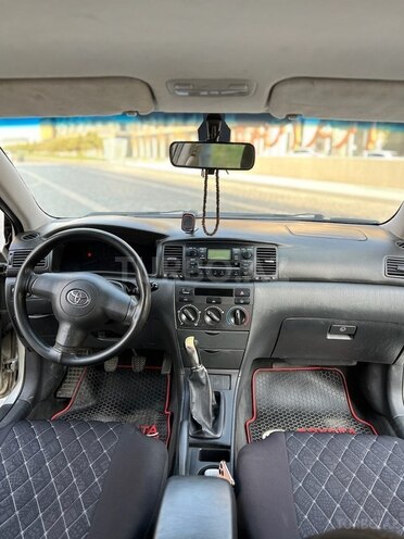 Toyota Corolla 2006, 330,000 km - 1.4 л - Bakı