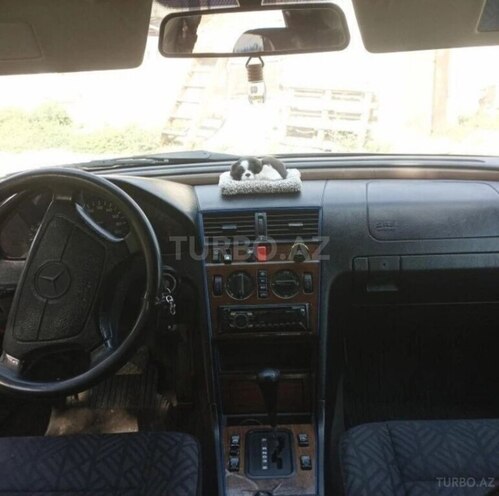Mercedes C 200 1995, 396,852 km - 2.0 л - Naftalan