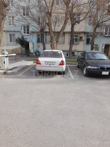 Mercedes C 200 1995, 396,852 km - 2.0 л - Naftalan