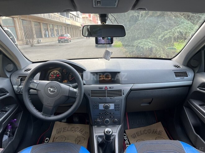 Opel Astra 2004, 254,450 km - 1.4 l - Gəncə